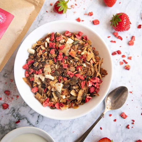 Simply Keto Strawberry & White Chocolate Crunchy Granola 250g